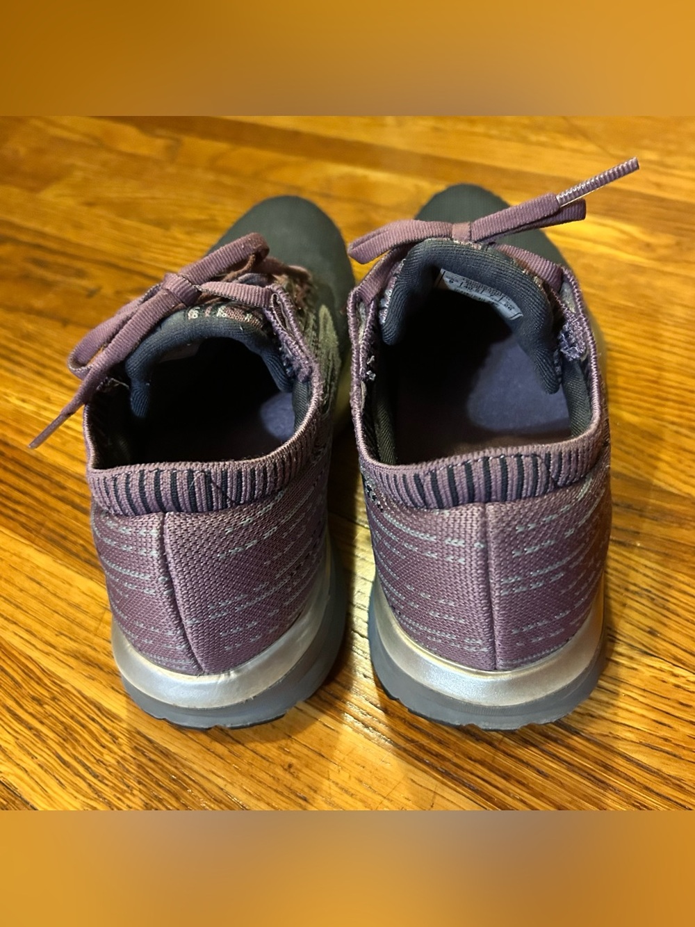 Brooks - Picture 5 of 8
